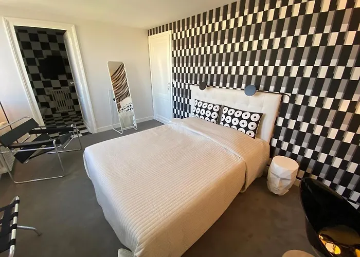 La Desvaux De Marigny