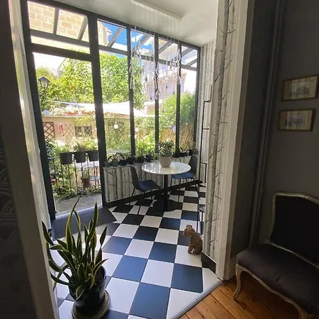 La Desvaux De Marigny Bed and breakfast