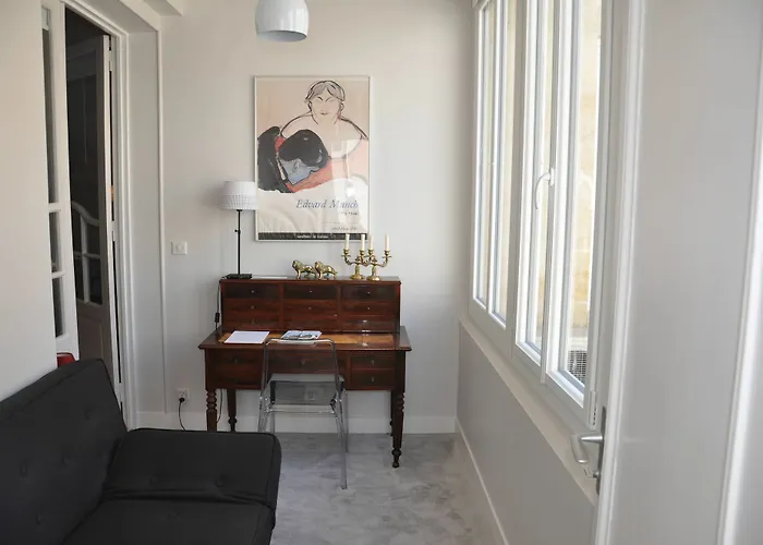 La Desvaux De Marigny Bed & Breakfast Bordeaux