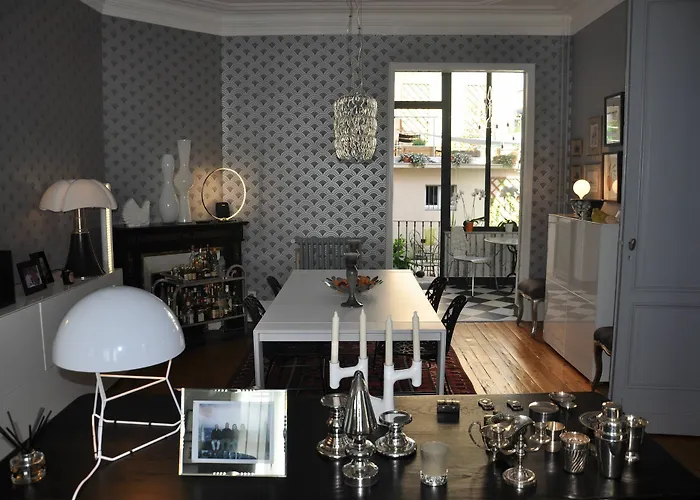 La Desvaux De Marigny Bed and Breakfast Μπορντό