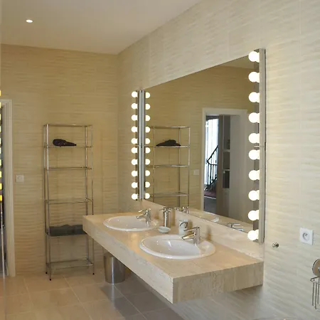 ベッド・アンド・ブレックファスト ラ デスヴォー ド マリニー ボルドー