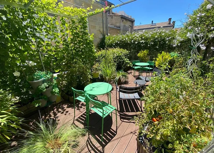 La Desvaux De Marigny Couette-café