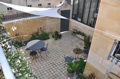 La Desvaux De Marigny Couette-café